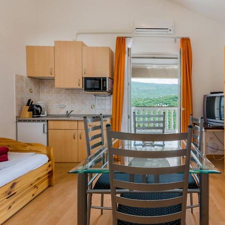 Seperac Apartamento Crikvenica Quarto foto